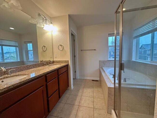 Building Photo - 3 bedroom, 2 bathroom single family house in Thornton