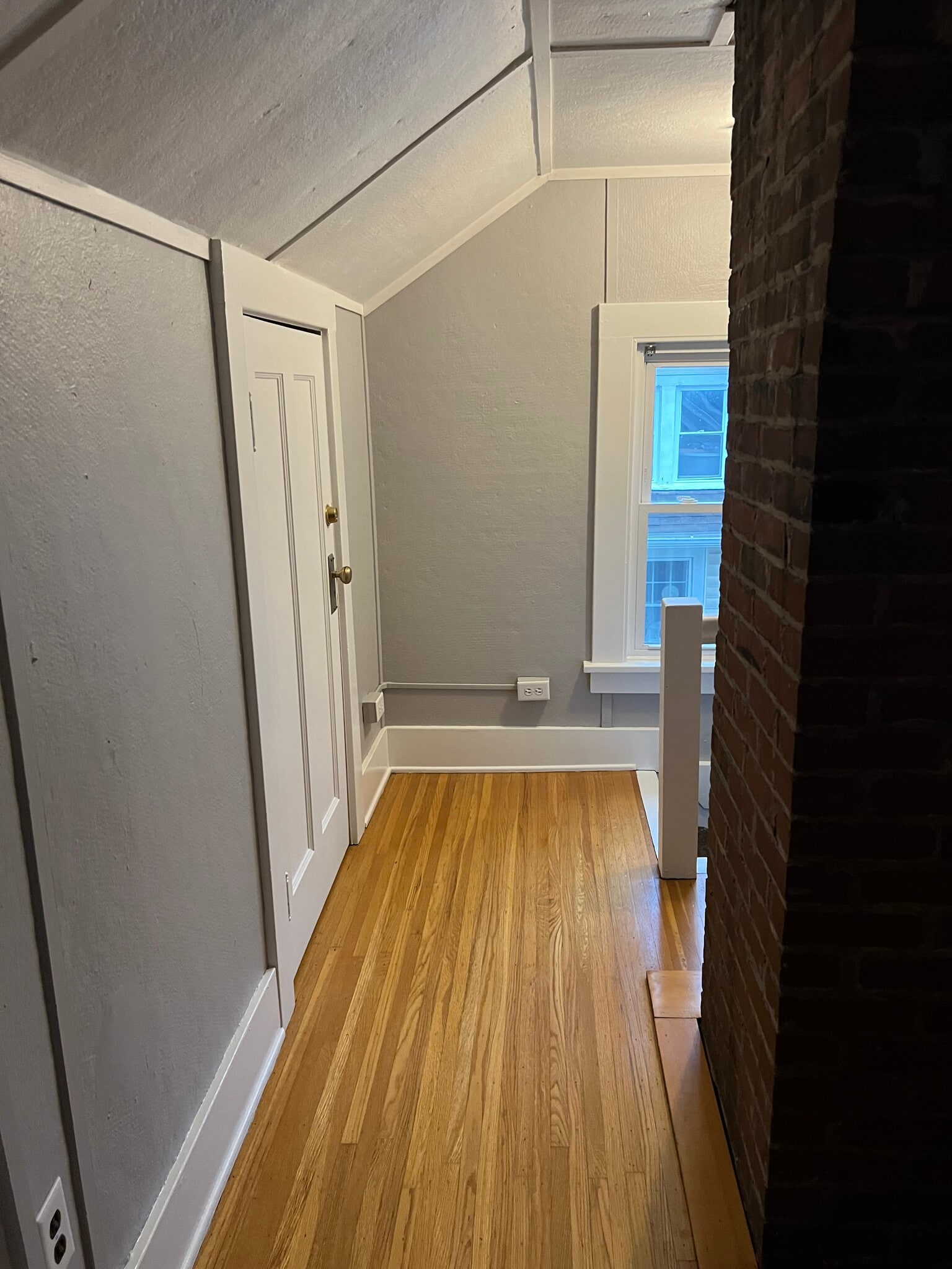 3rd floor hallway - 21 Audubon St