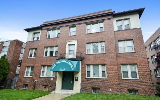 Primary Photo - 1210 Perry St NE