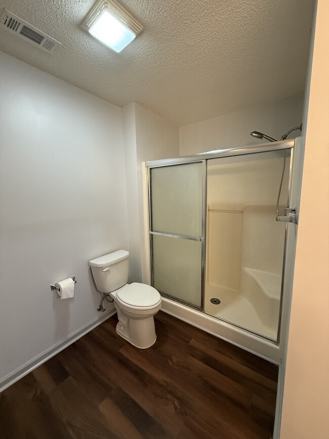 Building Photo - 1008 Old Oatland Island Rd