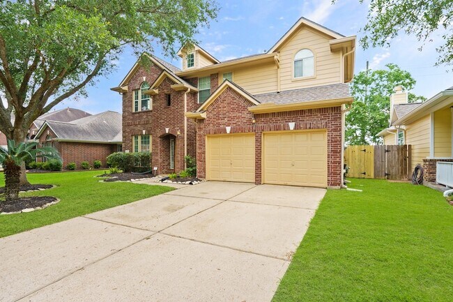 Building Photo - 4030 Chestnut Bend