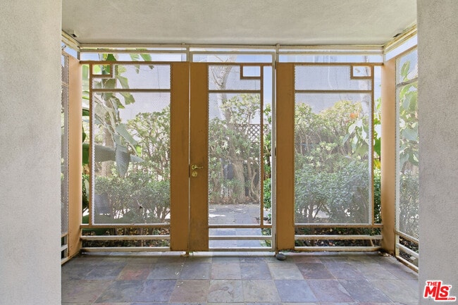 Building Photo - 1434 25th St