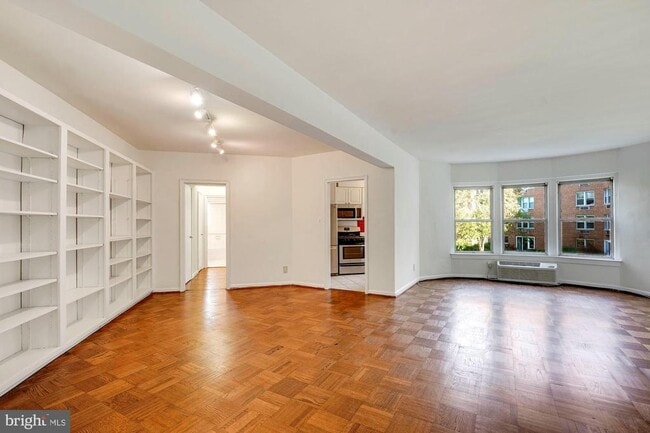 Building Photo - 2500 Q St NW