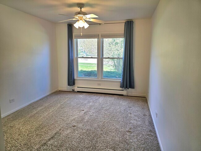 Building Photo - 350 Brainerd Ave