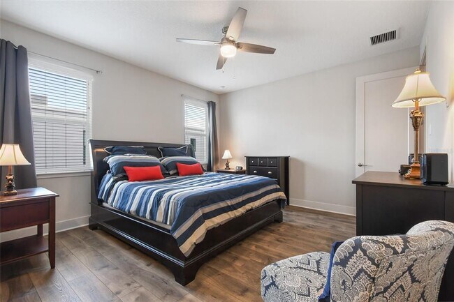 Building Photo - 113 W Grant St