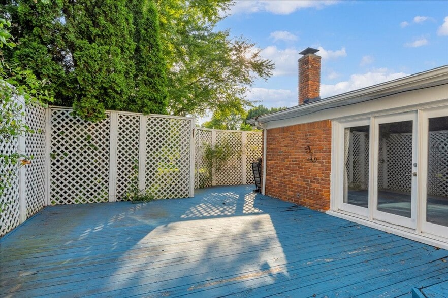 Building Photo - 4158 Cherrywood Dr