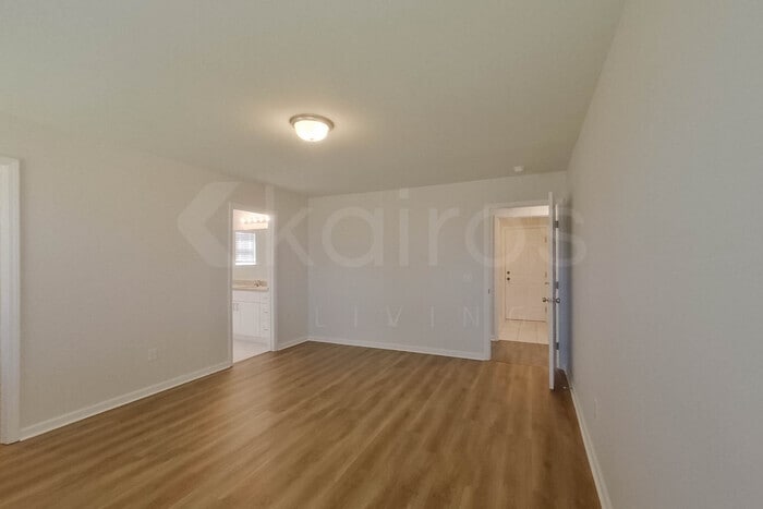 Building Photo - 124 Mountain Holly Rd