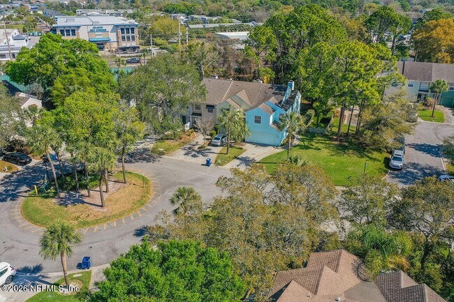 Building Photo - 127 Sand Castle Way