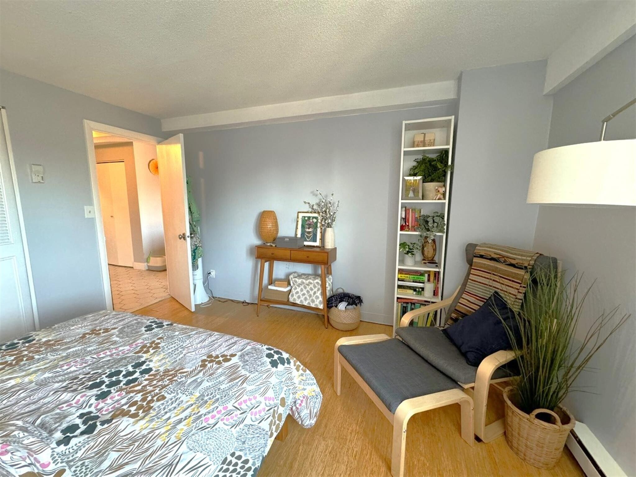 Building Photo - 47 Mystic St