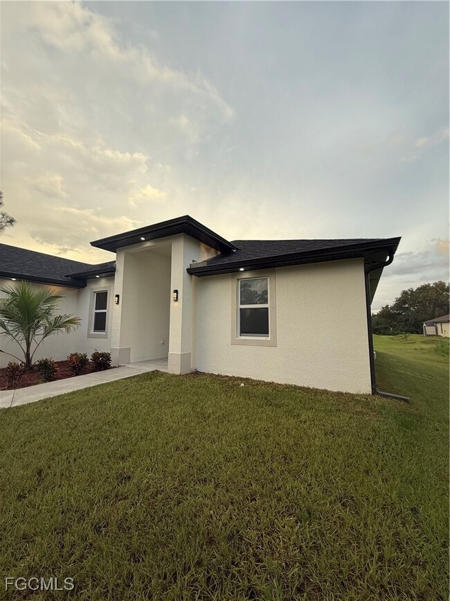 Building Photo - 2807 40th St W