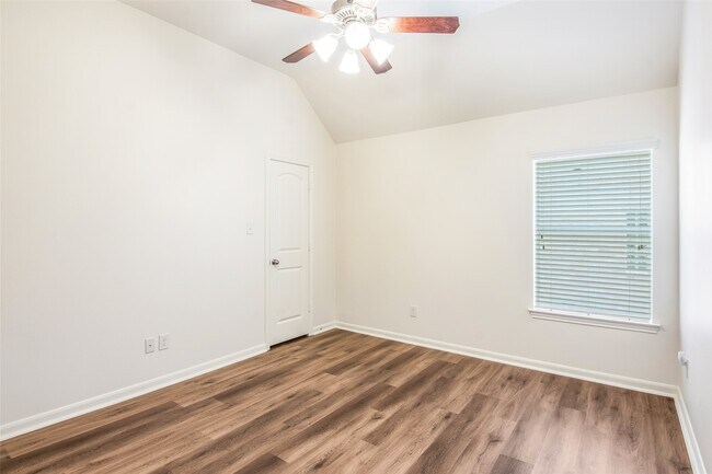 Building Photo - 26819 Shoal Hollow Ct