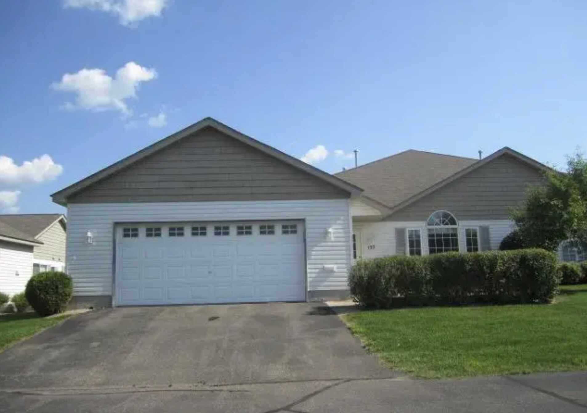 Building Photo - 137 Bridgewater Trl