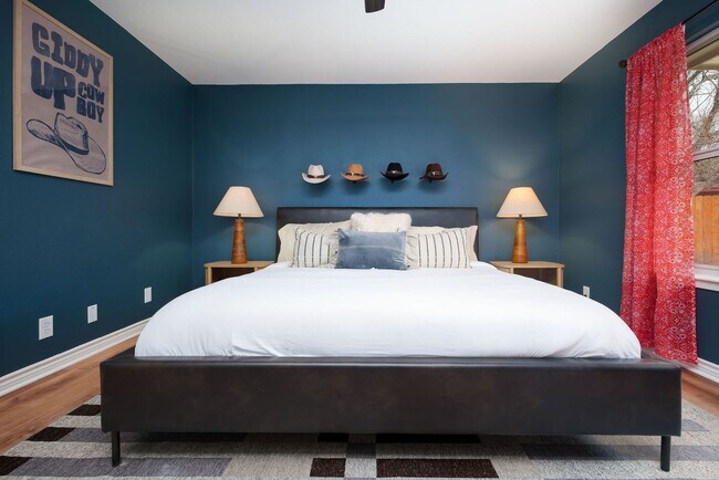 Building Photo - 6605 Countess Adria St