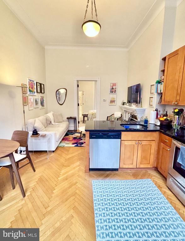 Building Photo - 2126 Spruce St