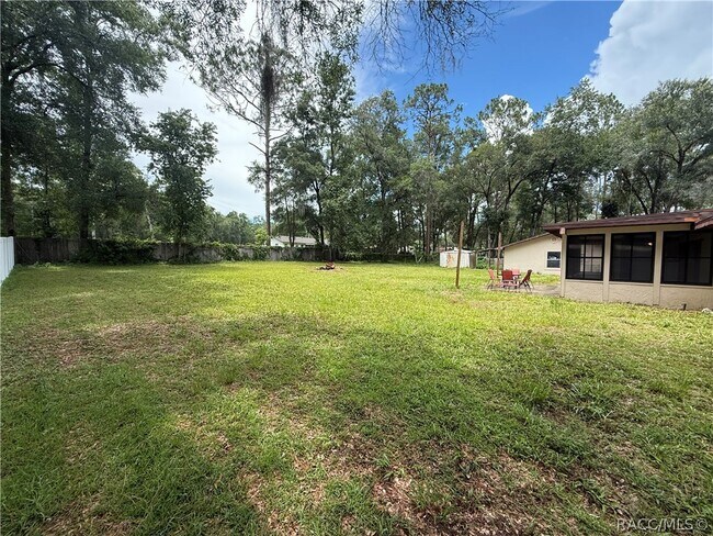 Building Photo - 5560 S Garcia Terrace