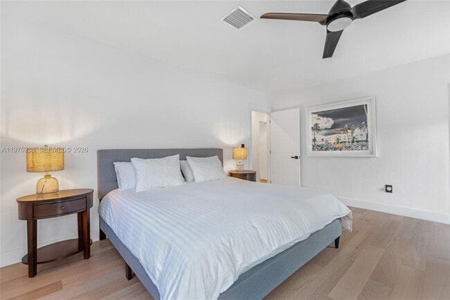 Building Photo - 535 NE 50th Terrace