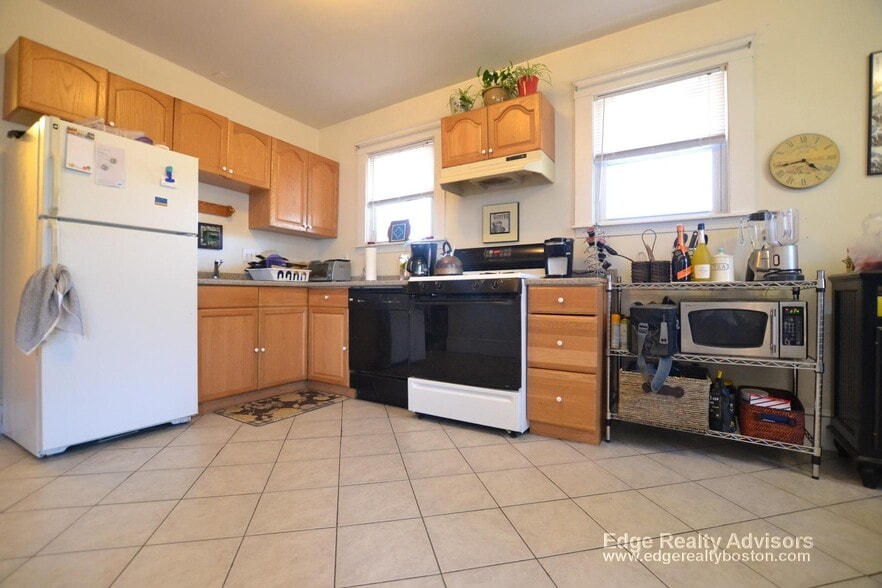 Building Photo - 505 Washington St