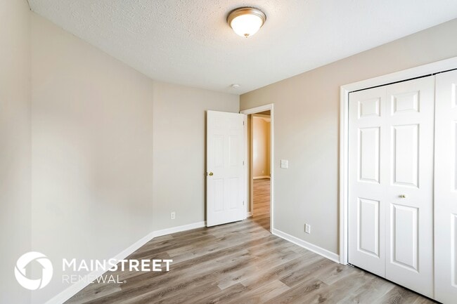 Building Photo - 416 Hunter's Path Ct
