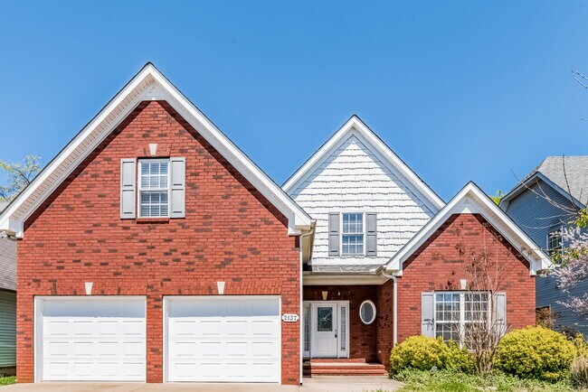 Primary Photo - 2137 Aberdeen Cir