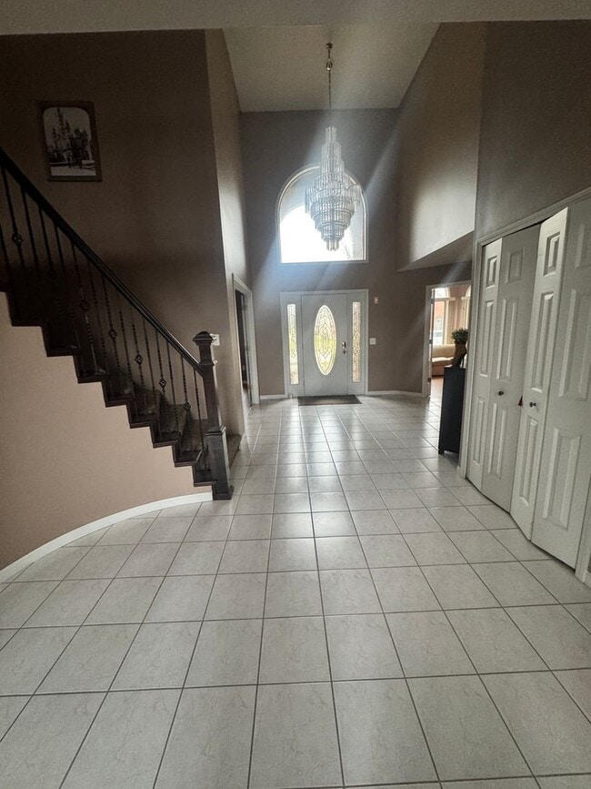 Building Photo - 14466 Doebler Dr