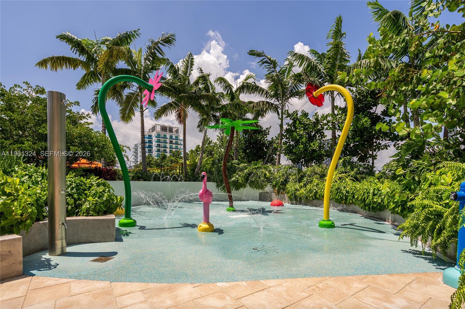 Building Photo - 700 NE 24th St