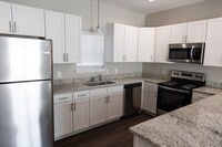 Building Photo - North Pecan Townhomes