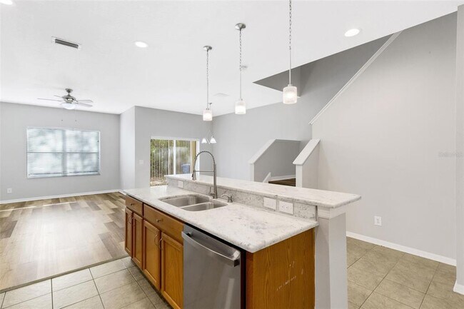 Building Photo - 9306 River Rock Ln