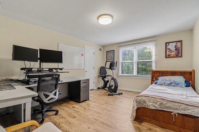 Building Photo - Two Levels. Two Kitchens. One Pool. East Cobb at $5,495/month