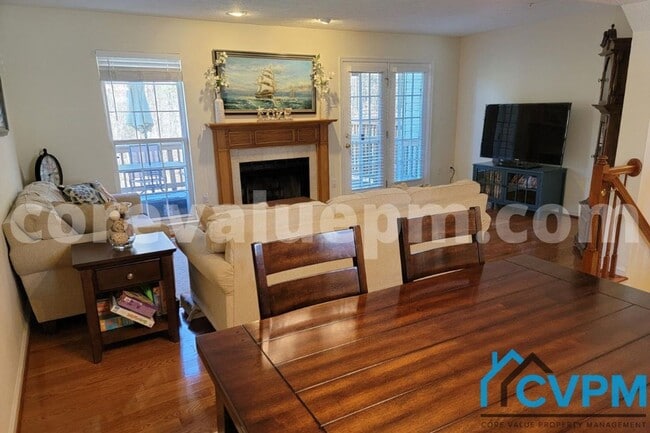 Building Photo - 8511 Pine Meadows Dr