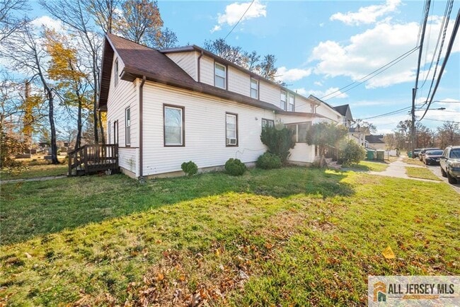 Building Photo - 2102 Woodbridge Ave