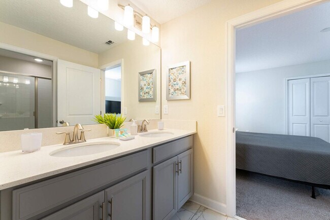 Building Photo - 1520 Maidstone Ct