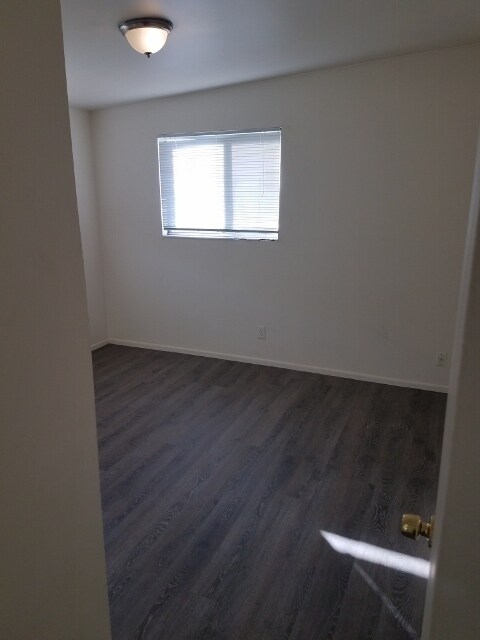 Building Photo - Remodeled Two bedroom apt, Sugarhouse; Covered Parking