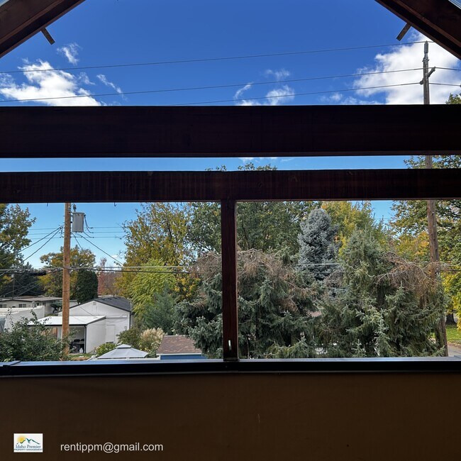 Building Photo - 1919 N 31st St