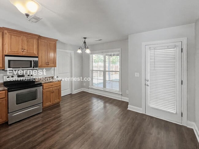 Building Photo - 792 Charley Patterson Rd