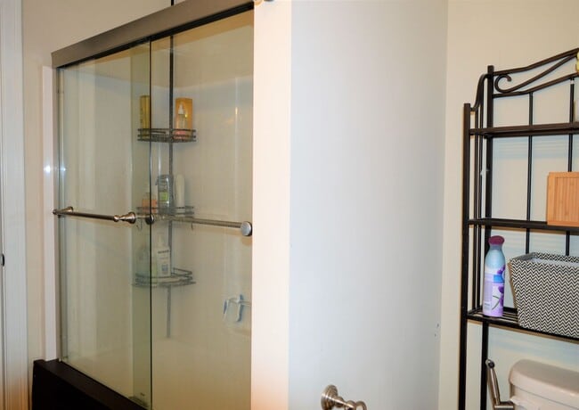 Building Photo - Spacious Four-Bedroom House in the Heart o...