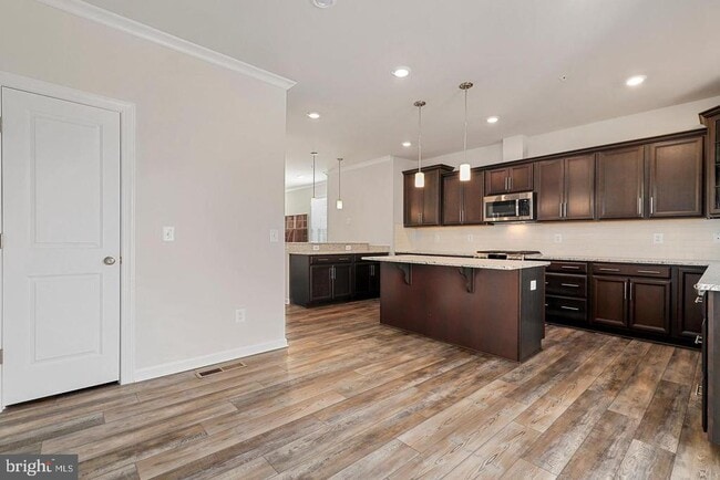 Building Photo - 7132 McHenry Mews