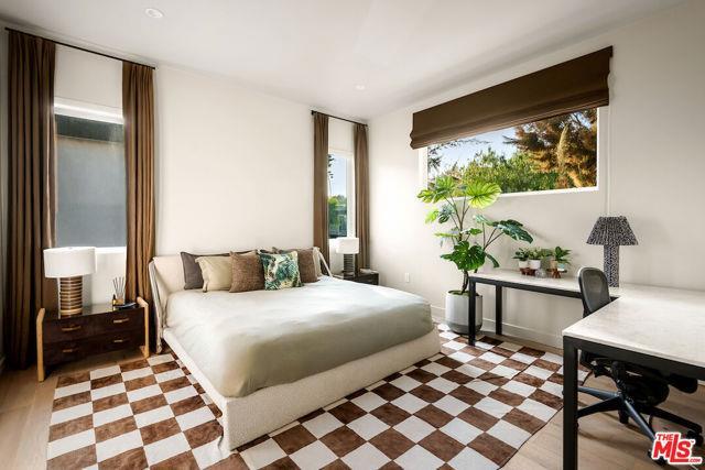 Building Photo - 4211 Ince Blvd