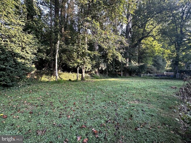 Building Photo - 9612 Whitecedar Ct