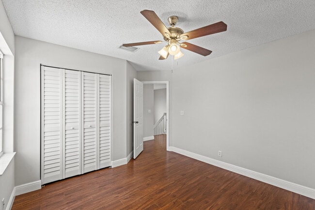 Building Photo - 7842 Springfield Lake Dr