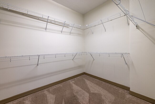 Building Photo - 10626 Clearview Villa Pl