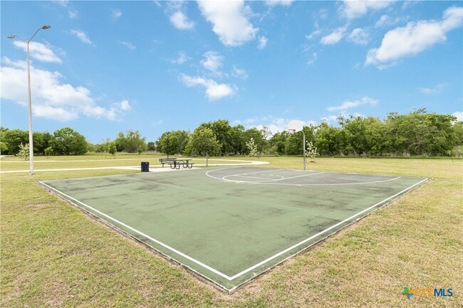 Building Photo - 421 Capistrano Dr