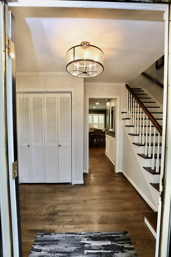 Building Photo - 2459 Clematis Trail