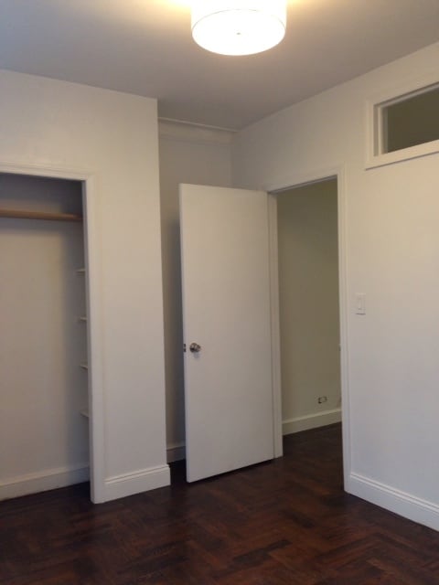 2nd bedroom - 208 E 28th St