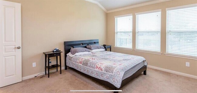 Building Photo - 24510 Raven Cliff Falls Dr