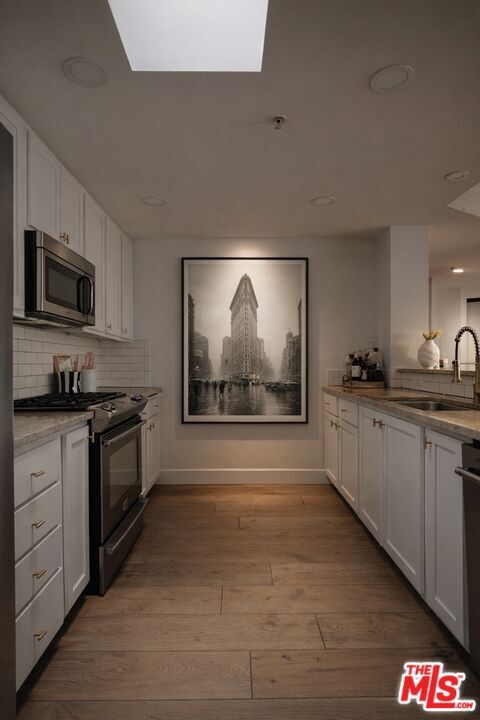 Building Photo - 10648 Woodbridge St