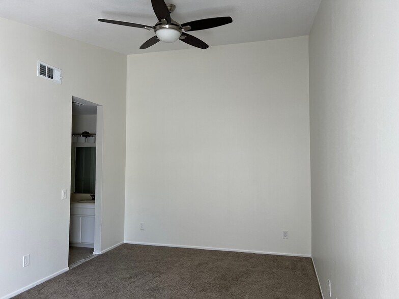 Building Photo - 13292 Salmon River Rd