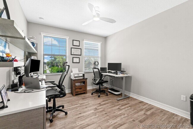 Building Photo - 8128 Snowflake Obsidian Trail
