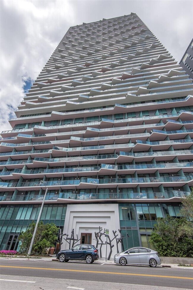 Building Photo - 1300 S Miami Ave