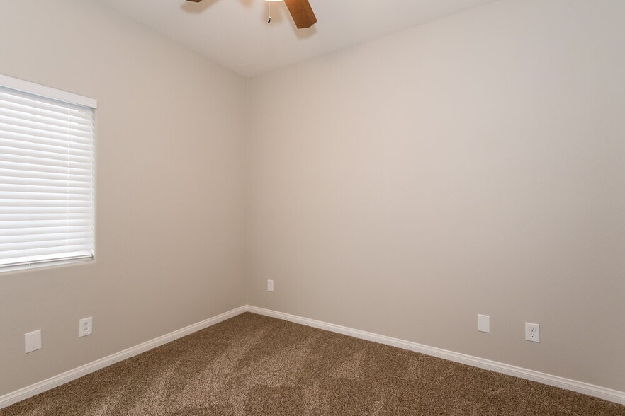 Building Photo - 6226 Port Astoria Ct