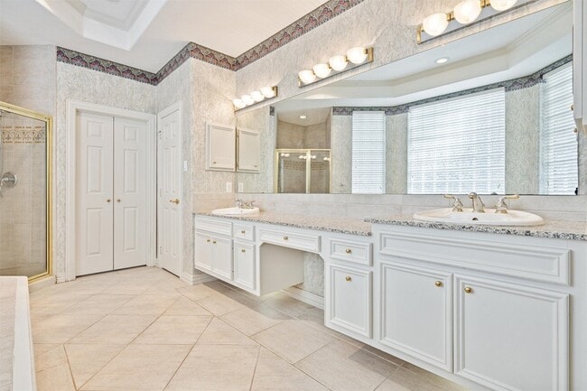 Building Photo - 3311 El Dorado Blvd